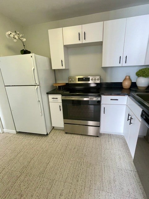 Tiny photo for 5445 N Sheridan Road #2510, Chicago, IL 60640 (MLS # 12756845)