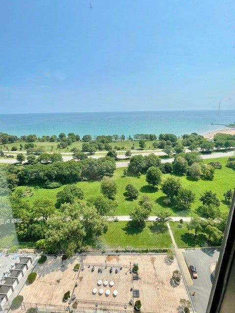 Tiny photo for 5445 N Sheridan Road #2510, Chicago, IL 60640 (MLS # 12756845)
