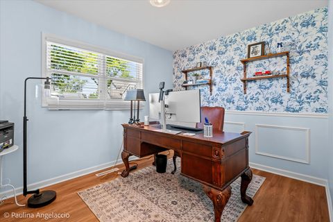 Tiny photo for 5547 S Bruner Street, Hinsdale, IL 60521 (MLS # 12654133)
