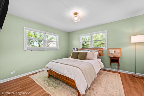 Tiny photo for 5547 S Bruner Street, Hinsdale, IL 60521 (MLS # 12654133)