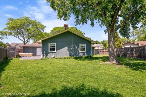 Tiny photo for 5547 S Bruner Street, Hinsdale, IL 60521 (MLS # 12654133)