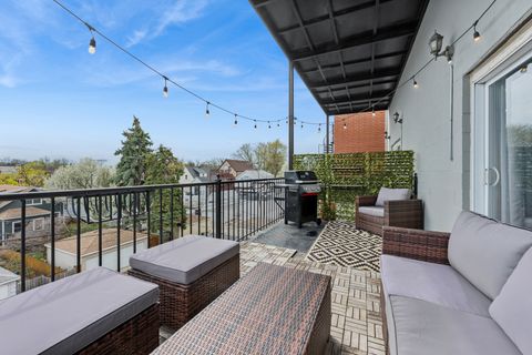 Tiny photo for 2039 W Belmont Avenue #3, Chicago, IL 60618 (MLS # 12617032)