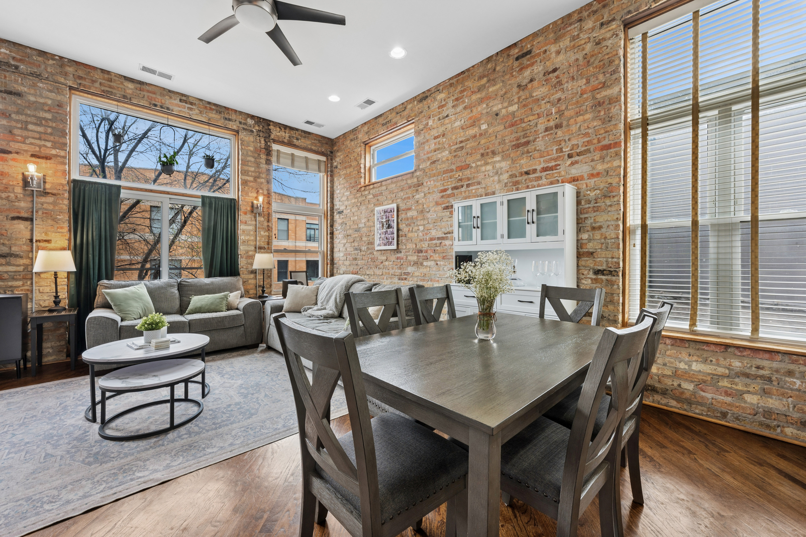 2039 W Belmont Avenue 3