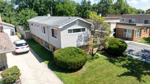 Tiny photo for 15539 Dobson Avenue, Dolton, IL 60419 (MLS # 12720222)