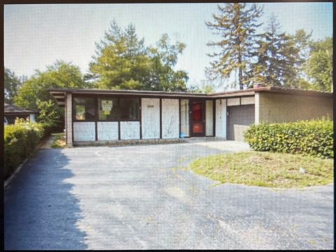 Photo of 255 E 170th Street, South Holland, IL 60473 (MLS # 12507325)