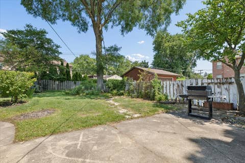Tiny photo for 6838 Beckwith Road, Morton Grove, IL 60053 (MLS # 12725734)