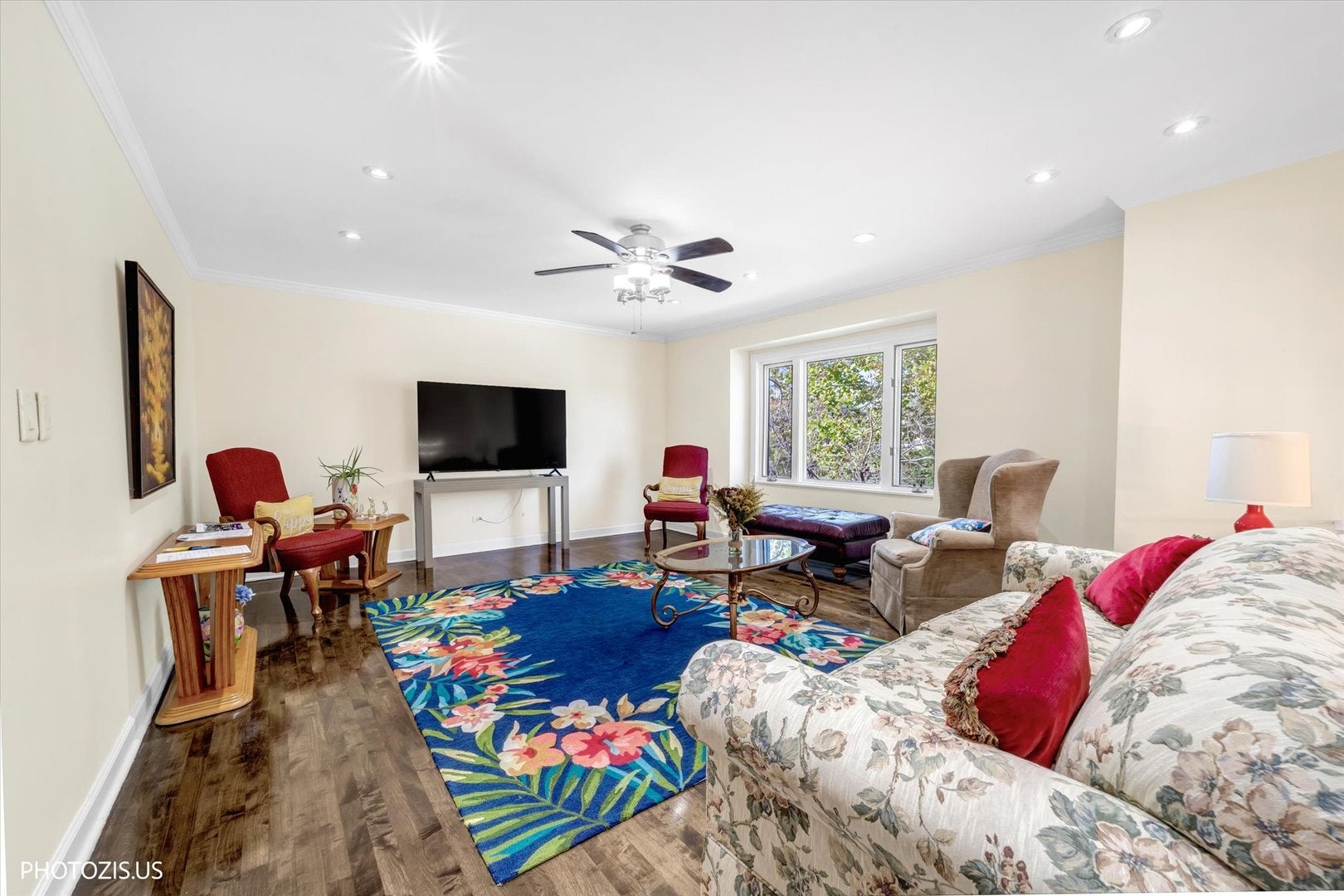 115 W King George Court