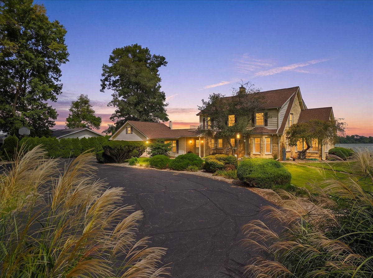 2105 Riverview Road