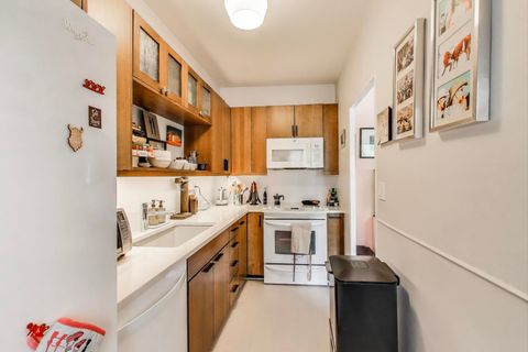 Tiny photo for 5040 N Marine Drive #3B, Chicago, IL 60640 (MLS # 12524887)