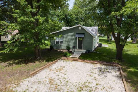 Tiny photo for 314 N 2nd Avenue, Chenoa, IL 61726 (MLS # 12692019)