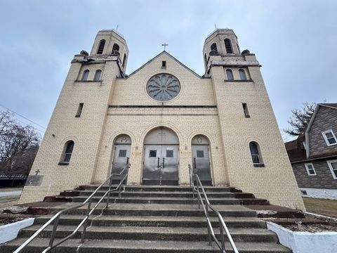 12205 S Parnell Avenue Chicago IL 60628