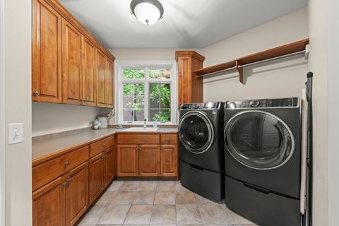 Tiny photo for 1207 Bonnema Court, Naperville, IL 60565 (MLS # 12468410)