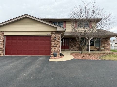 Photo of Bloomingdale, IL 60108 (MLS # 12603590)