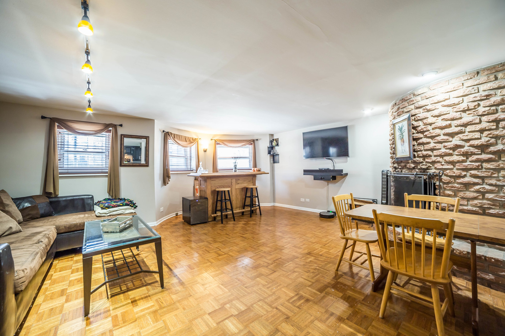 2912 N Halsted Street G