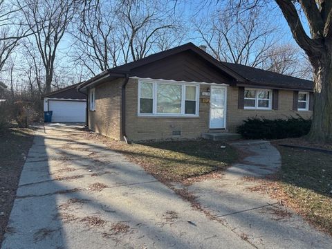 Photo of South Holland, IL 60473 (MLS # 12643356)