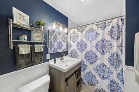 Tiny photo for 4129 Elm Avenue, Brookfield, IL 60513 (MLS # 12796731)