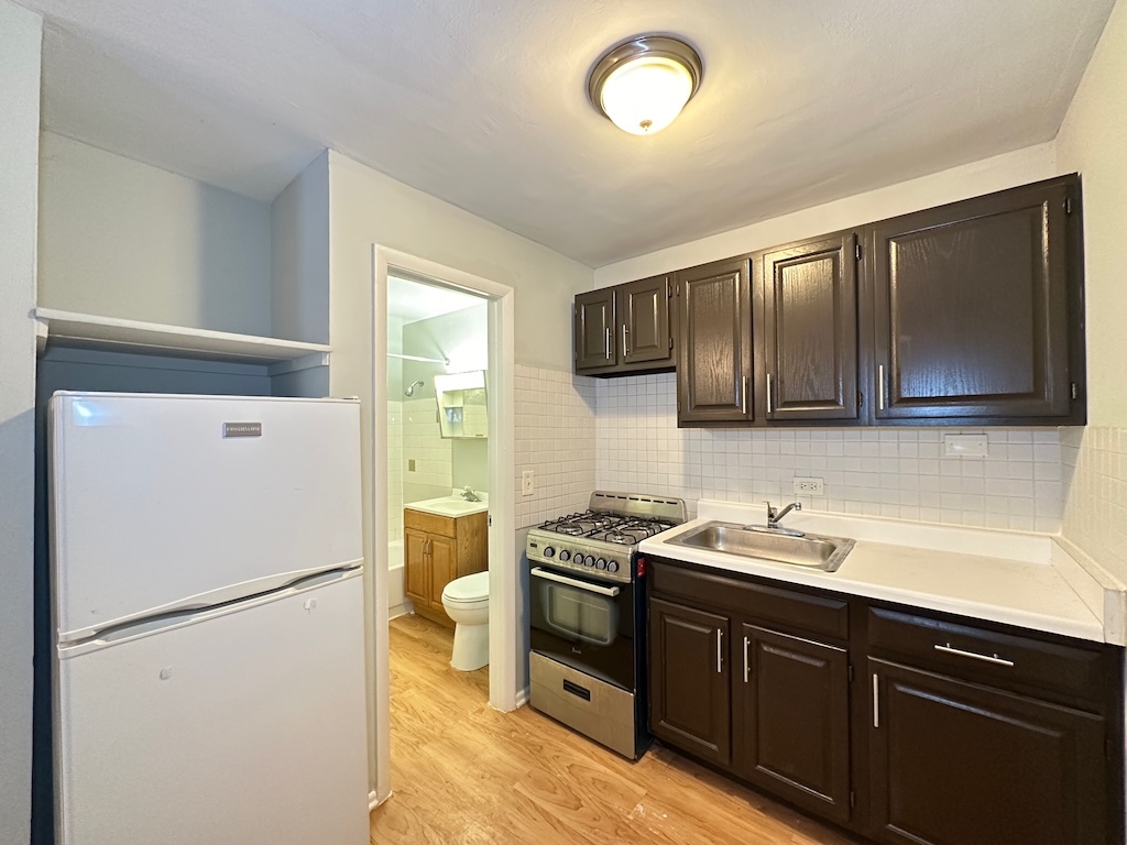 4612 N Beacon Street 2H