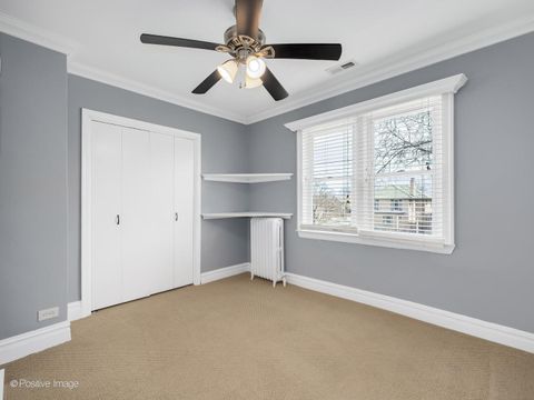 Tiny photo for 1043 N Grove Avenue, Oak Park, IL 60302 (MLS # 12611991)