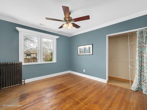 Tiny photo for 1043 N Grove Avenue, Oak Park, IL 60302 (MLS # 12611991)