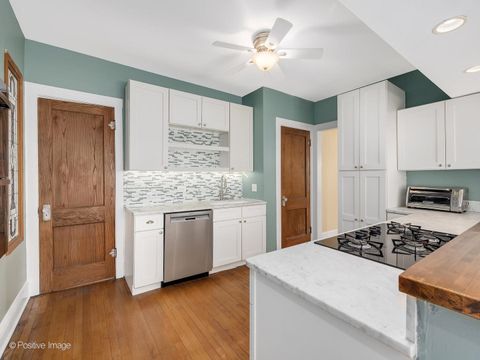 Tiny photo for 1043 N Grove Avenue, Oak Park, IL 60302 (MLS # 12611991)