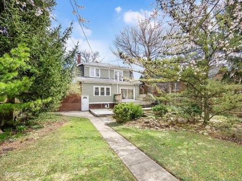 Tiny photo for 1043 N Grove Avenue, Oak Park, IL 60302 (MLS # 12611991)