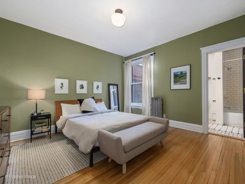 Tiny photo for 1365 E 52nd Street #1E, Chicago, IL 60615 (MLS # 12581515)