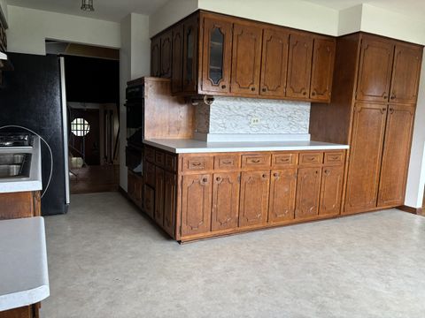 Tiny photo for 838 E 163rd Place, South Holland, IL 60473 (MLS # 12540907)