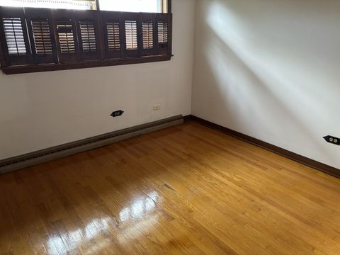 Tiny photo for 838 E 163rd Place, South Holland, IL 60473 (MLS # 12540907)