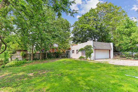 Tiny photo for 17952 Highland Avenue, Homewood, IL 60430 (MLS # 12741354)