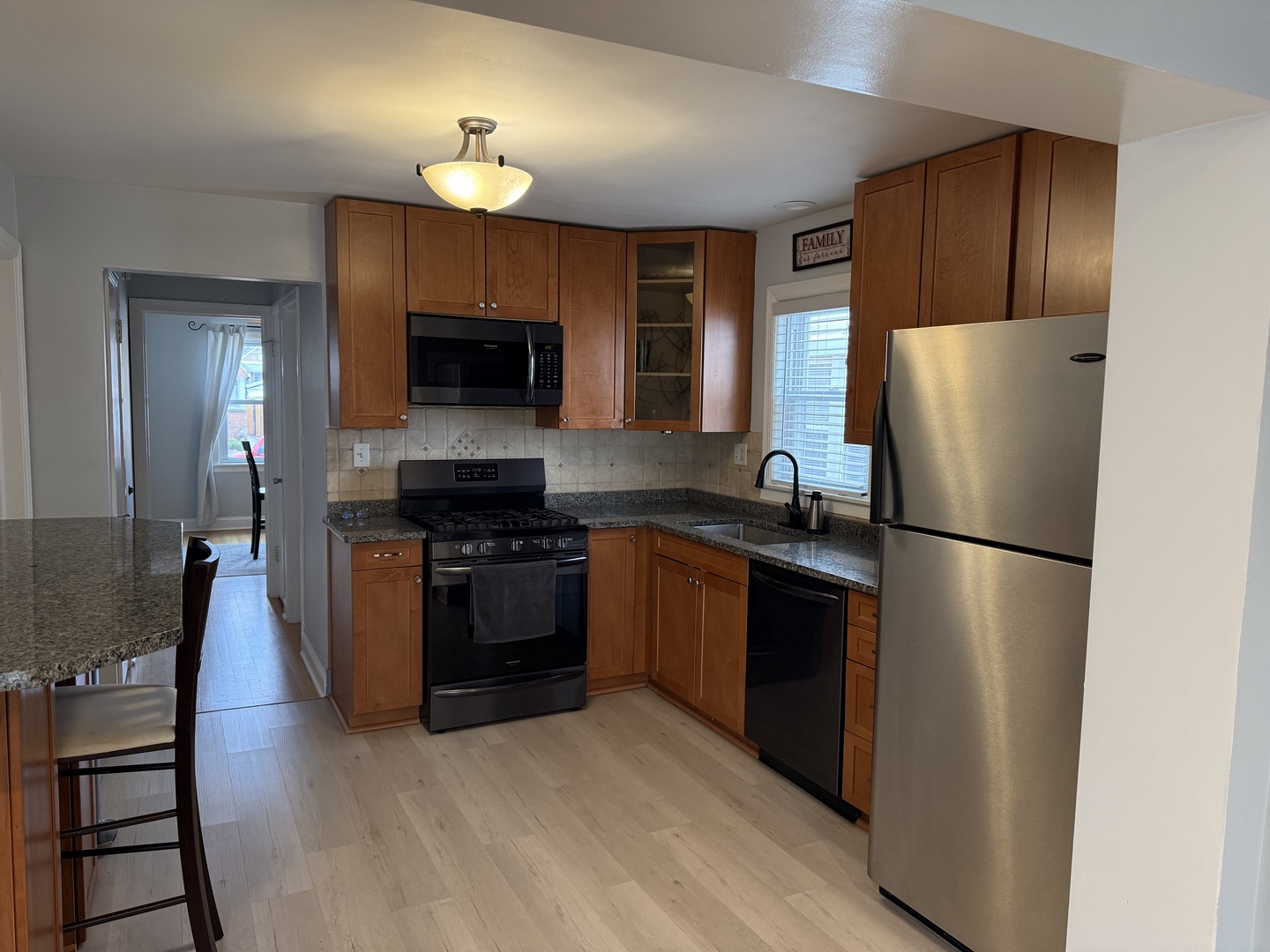 5049 N OAK PARK Avenue