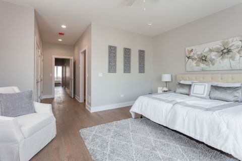 Tiny photo for 530 E 44TH Place, Chicago, IL 60653 (MLS # 12552193)