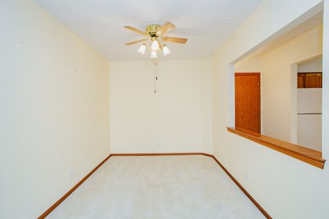 Tiny photo for 1685 MILL Street #409, Des Plaines, IL 60016 (MLS # 12576351)