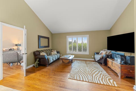 Tiny photo for 1S853 Grove Hill Drive, Batavia, IL 60510 (MLS # 12713725)