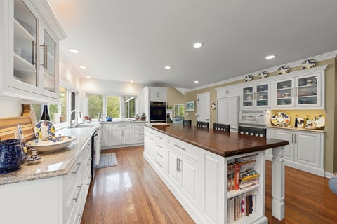 Tiny photo for 1S853 Grove Hill Drive, Batavia, IL 60510 (MLS # 12713725)