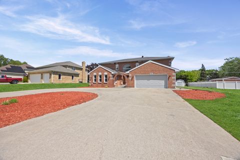 Photo of 725 N 8th Avenue, Addison, IL 60101 (MLS # 12654366)