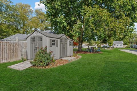 Tiny photo for 450 E Pine Street, Paxton, IL 60957 (MLS # 12500829)
