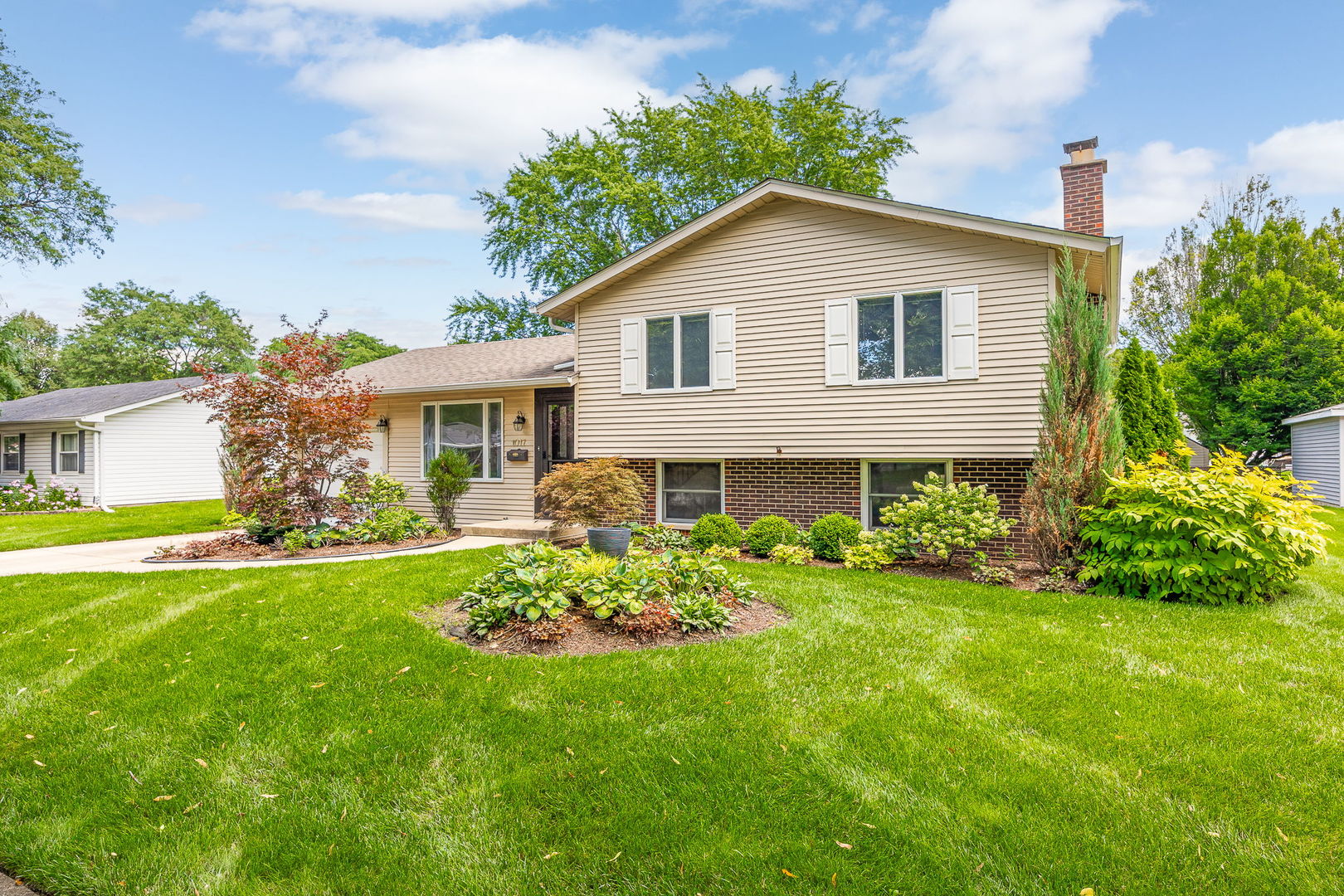 1017 N Timberlea Drive