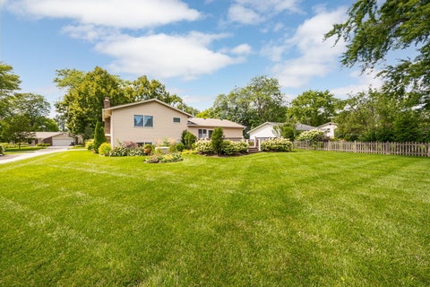 Tiny photo for 1017 N Timberlea Drive, Palatine, IL 60067 (MLS # 12732765)