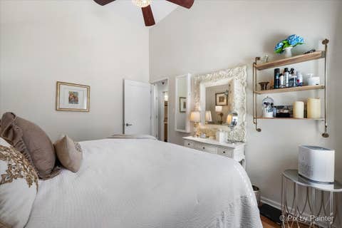 Tiny photo for 72 W Irving Park Road, Roselle, IL 60172 (MLS # 12685309)