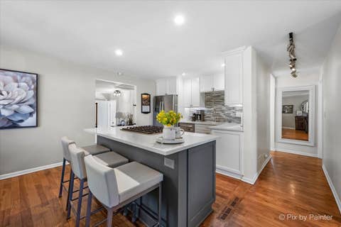 Tiny photo for 72 W Irving Park Road, Roselle, IL 60172 (MLS # 12685309)