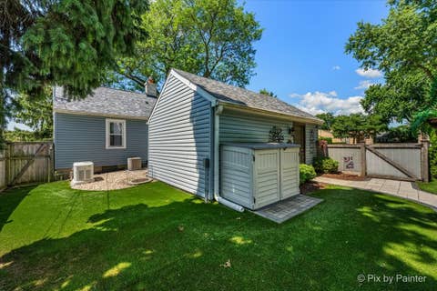 Tiny photo for 72 W Irving Park Road, Roselle, IL 60172 (MLS # 12685309)