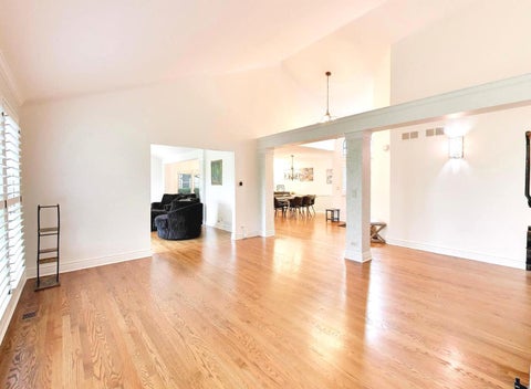 Tiny photo for 1605 Crowfoot Circle, Hoffman Estates, IL 60169 (MLS # 12677065)
