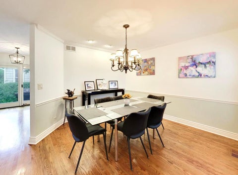 Tiny photo for 1605 Crowfoot Circle, Hoffman Estates, IL 60169 (MLS # 12677065)