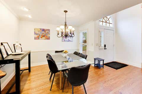 Tiny photo for 1605 Crowfoot Circle S, Hoffman Estates, IL 60169 (MLS # 12677065)