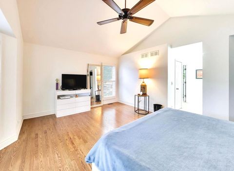 Tiny photo for 1605 Crowfoot Circle, Hoffman Estates, IL 60169 (MLS # 12677065)