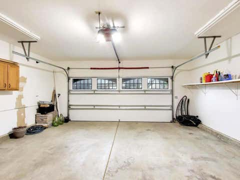 Tiny photo for 1605 Crowfoot Circle, Hoffman Estates, IL 60169 (MLS # 12677065)
