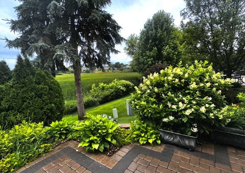 Tiny photo for 1605 Crowfoot Circle S, Hoffman Estates, IL 60169 (MLS # 12677065)