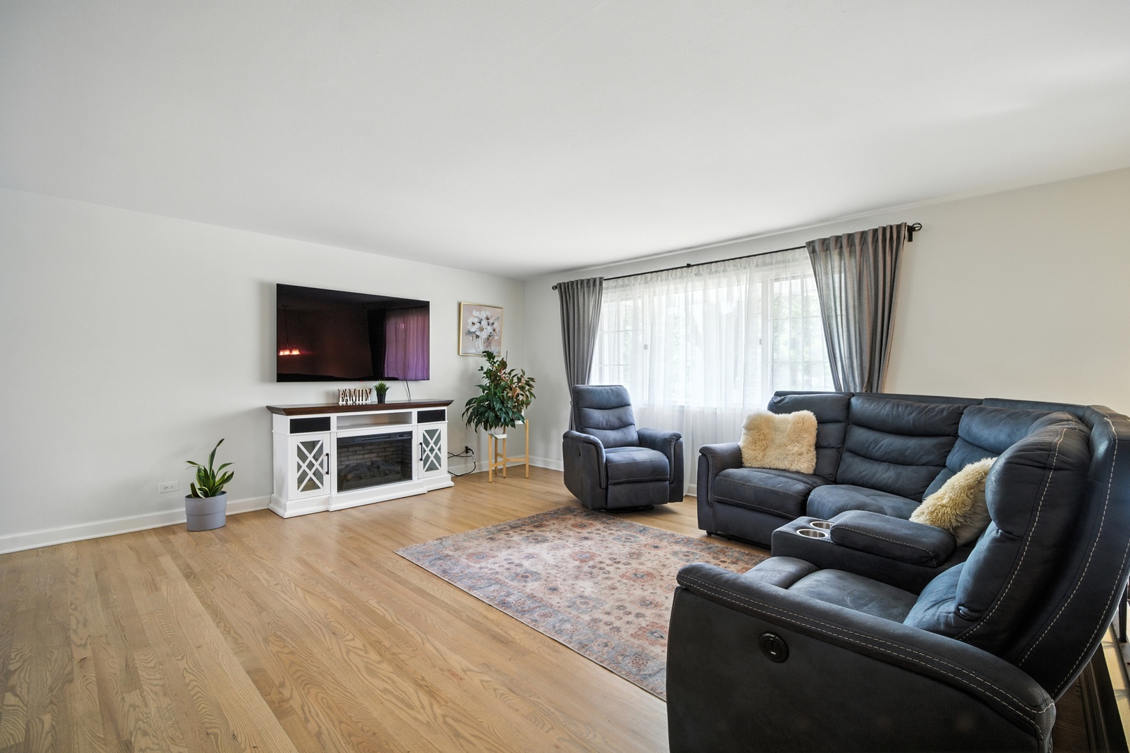 908 Jeffery Court