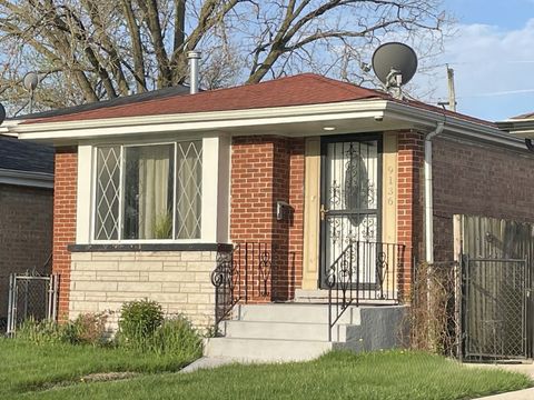 Tiny photo for 9136 S Eggleston Avenue, Chicago, IL 60620 (MLS # 12626972)