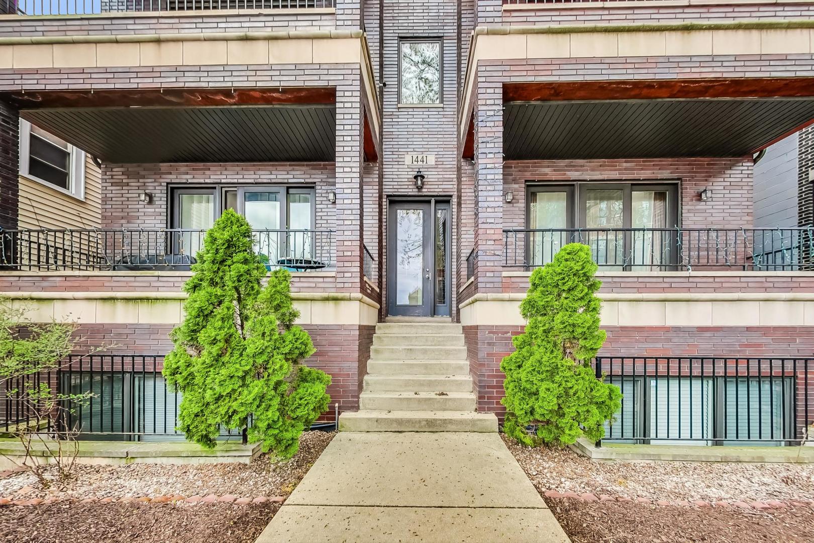 1441 W Augusta Boulevard 2E